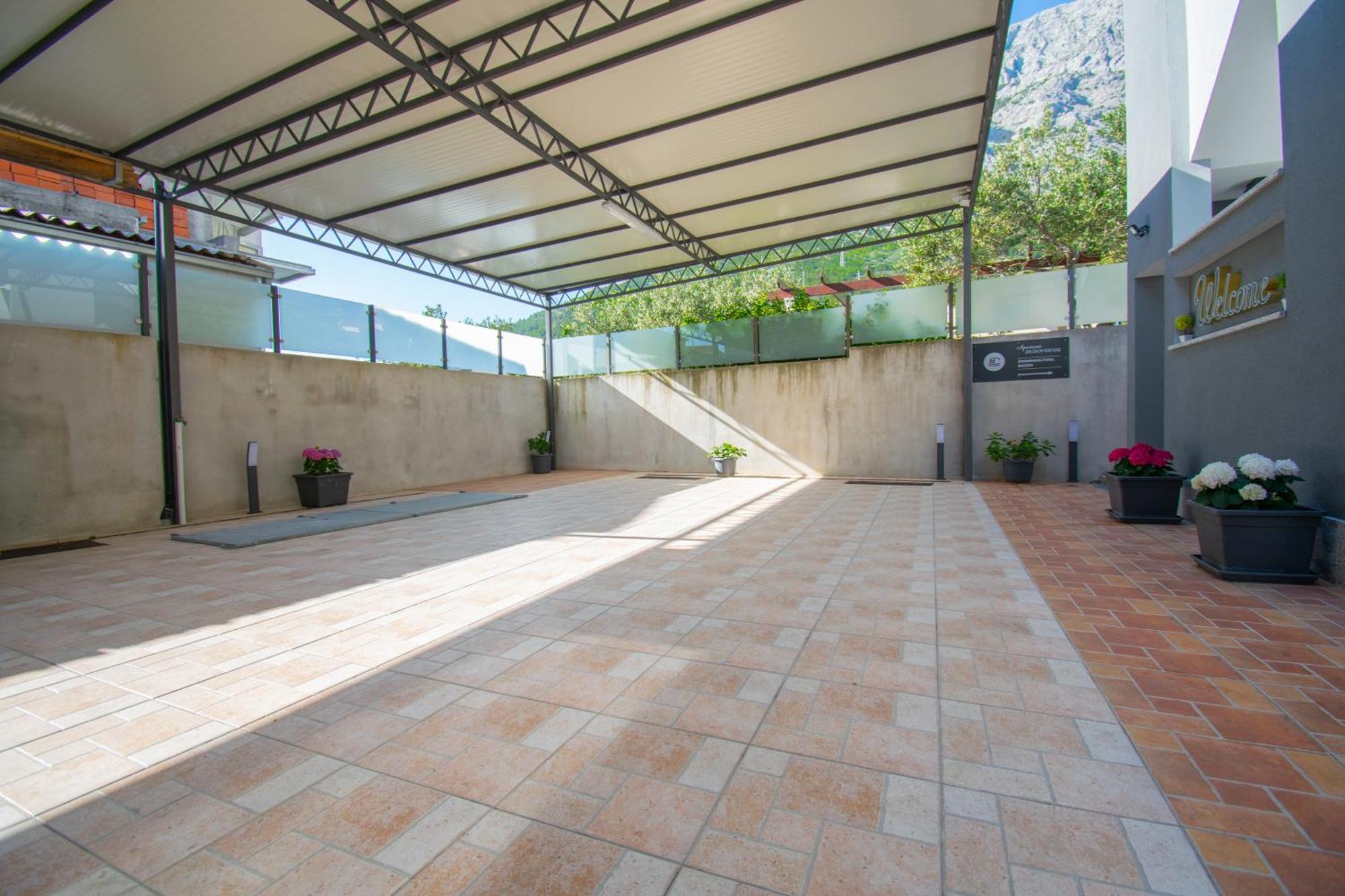 Hudovernik Apartment Baska Voda