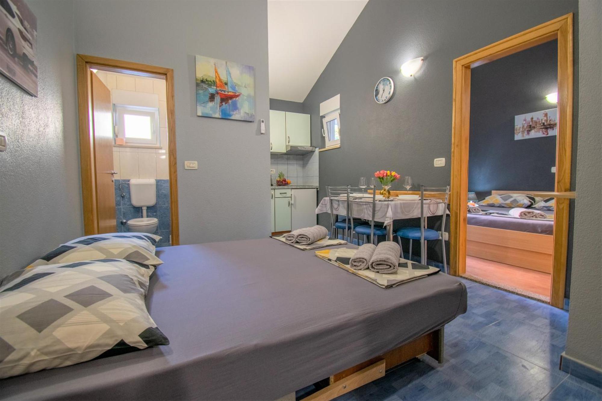 Apartment Hudovernik